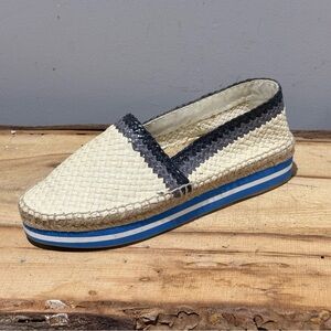 Prada espadrille sz 38.5 Platform flat  ~ LEFT SHOE ONLY
